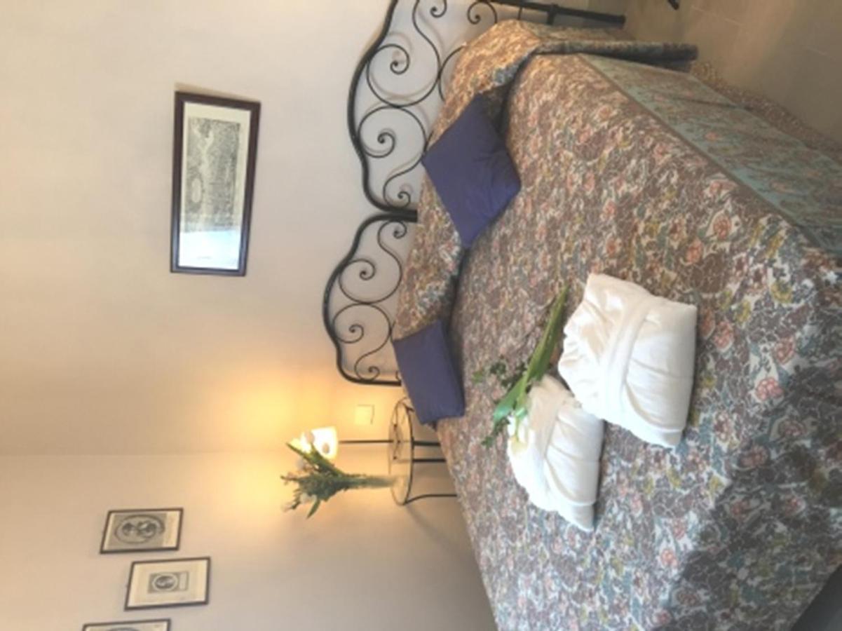 Agriturismo Fiamberta Bed and Breakfast Certosa di Pavia Exterior foto