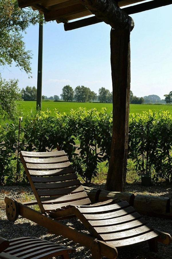 Agriturismo Fiamberta Bed and Breakfast Certosa di Pavia Exterior foto